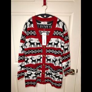V28 Christmas sweater 